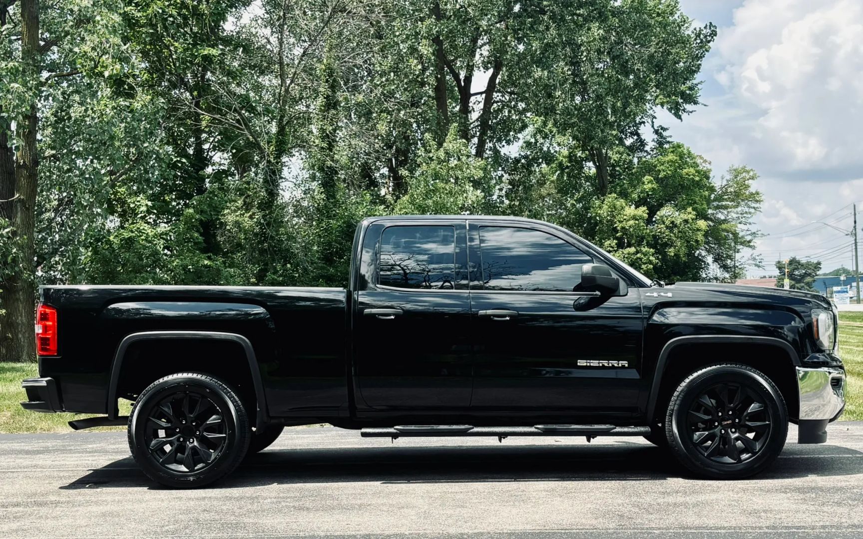 gmc sierra 1500 2018 1GTV2LEH2JZ117530 image gmc sierra 1500 2018 1GTV2LEH2JZ117530 image